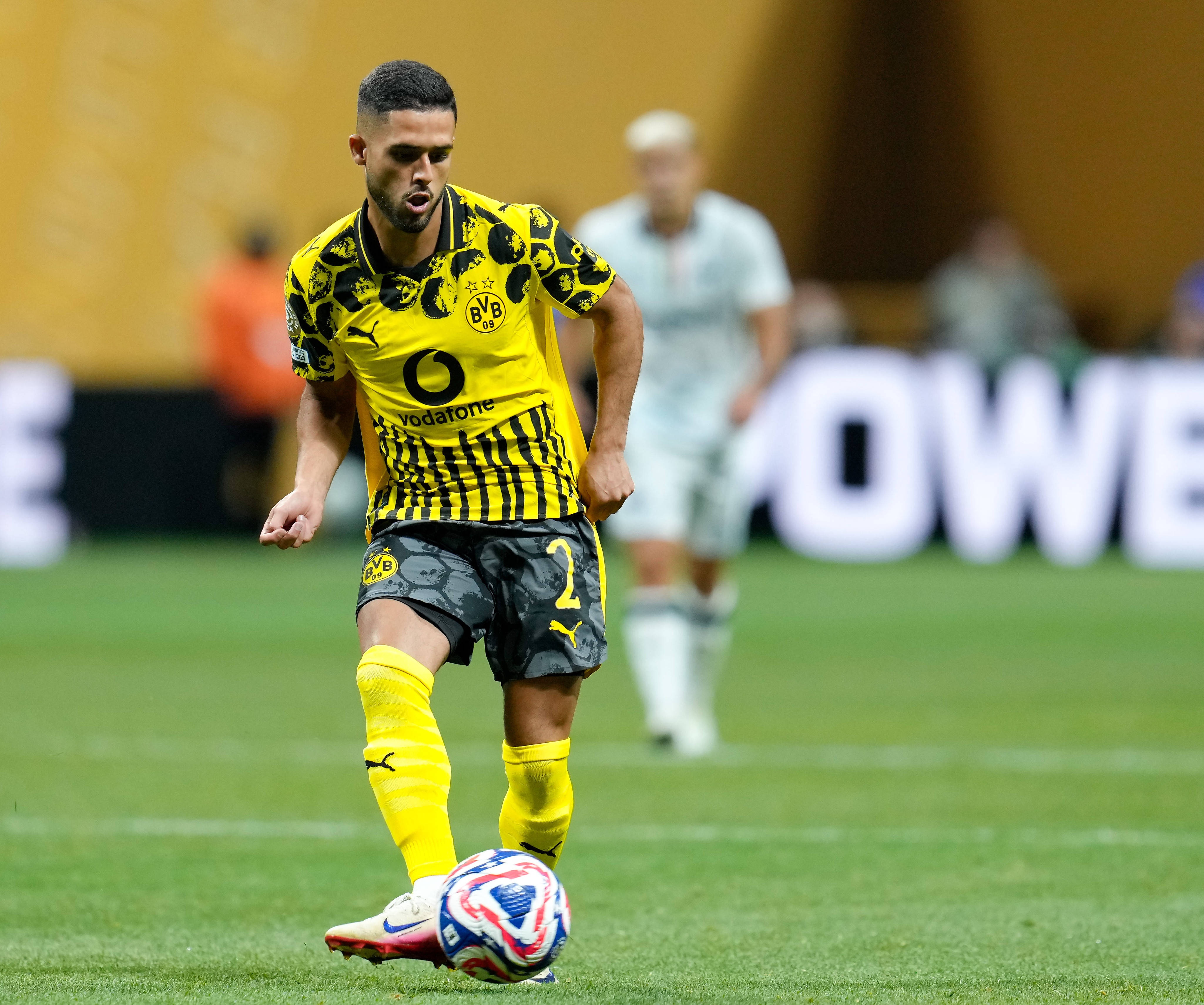 扬-库托：在多特首个赛季没怎么出场，科瓦奇到来后给了我机会