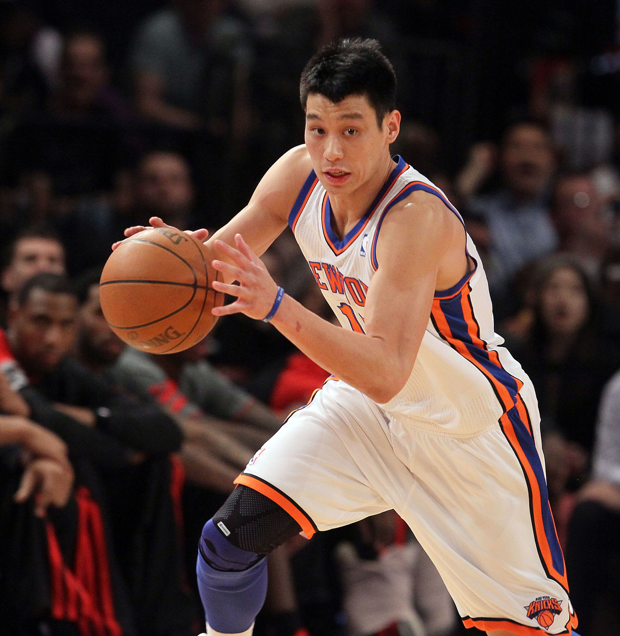 开云APP下载-黄种人后卫天花板！江湖再无林疯狂 或许伤病是他唯一的意难平？