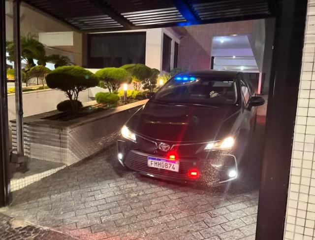 安卓苹果通用-罗比尼奥在家中被捕 将在巴西服9年刑期